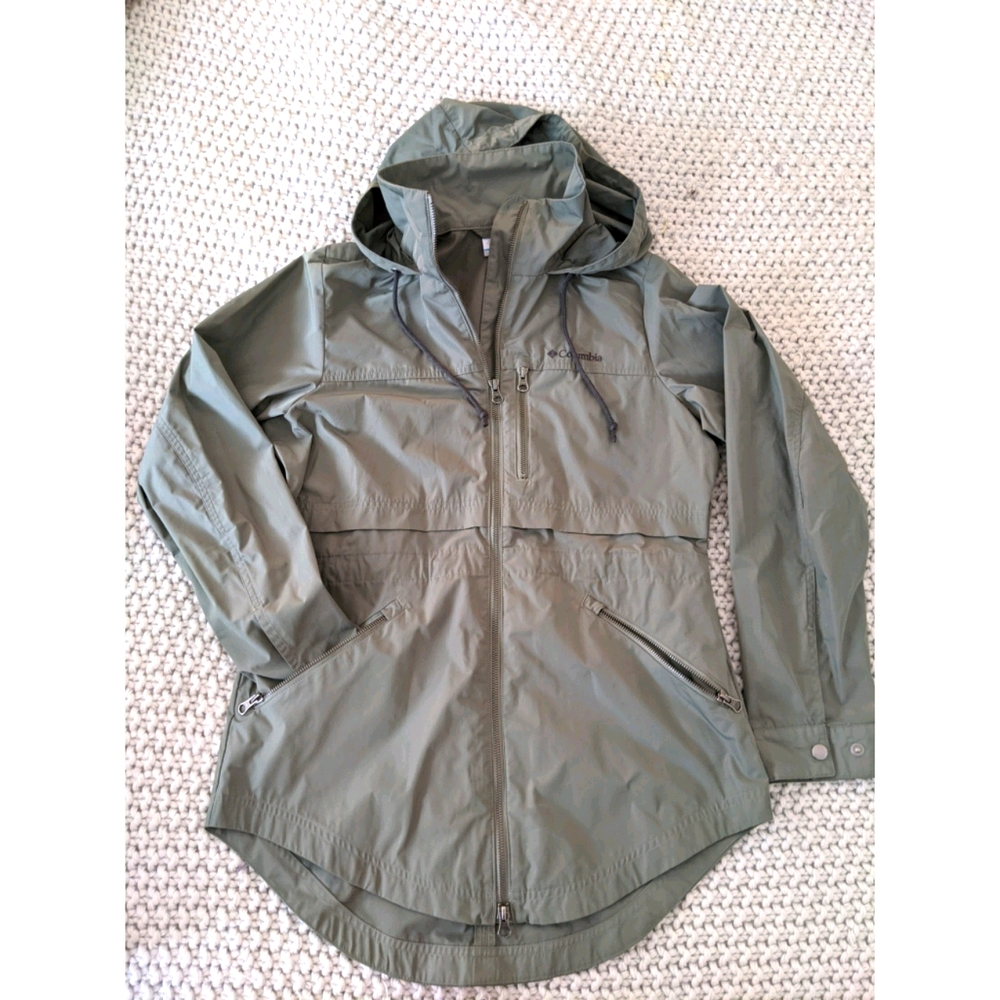 Columbia raincoat